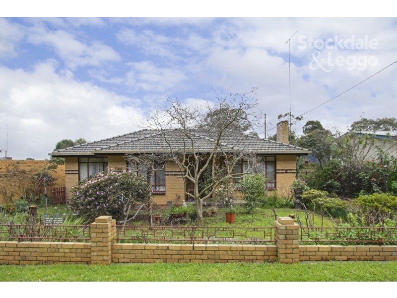 10 Holt Street, Leongatha VIC 3953