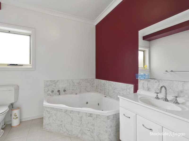 73 Parr Street, Leongatha VIC 3953