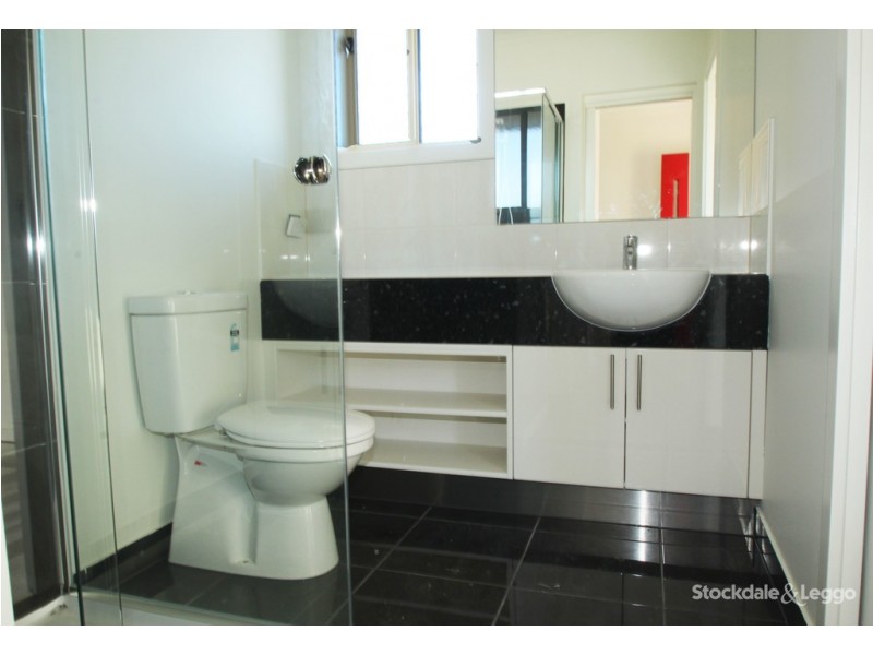 3 / 4 Owen Street, Leongatha VIC 3953