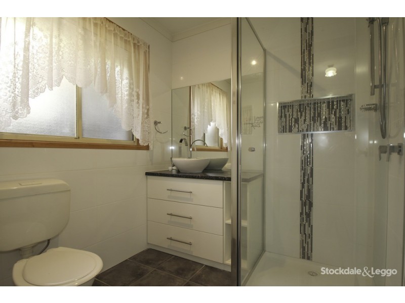 7 James Court, Leongatha VIC 3953