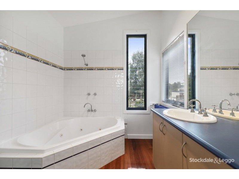 5A Louise Simon Court, Leongatha VIC 3953