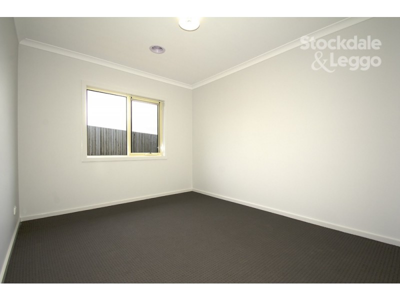 5 Burrows Way, Leongatha VIC 3953