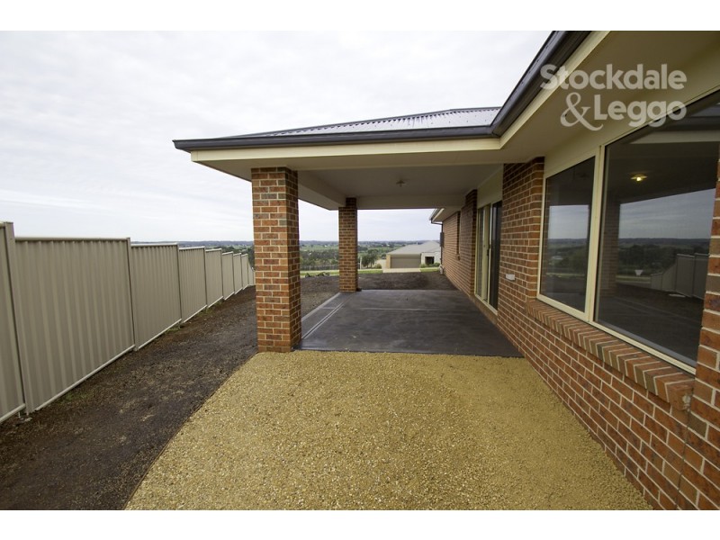 5 Burrows Way, Leongatha VIC 3953