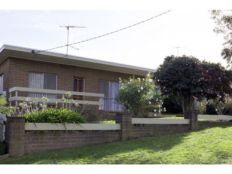 16 Allison Street, Leongatha VIC 3953