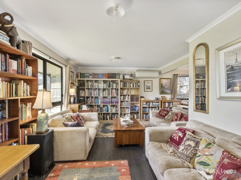 12 Floraston Drive, Leongatha VIC 3953