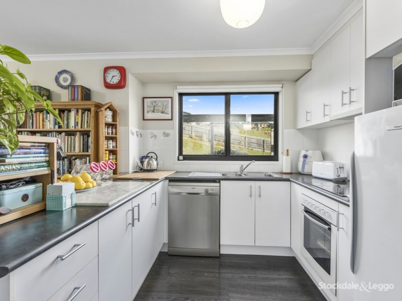 12 Floraston Drive, Leongatha VIC 3953