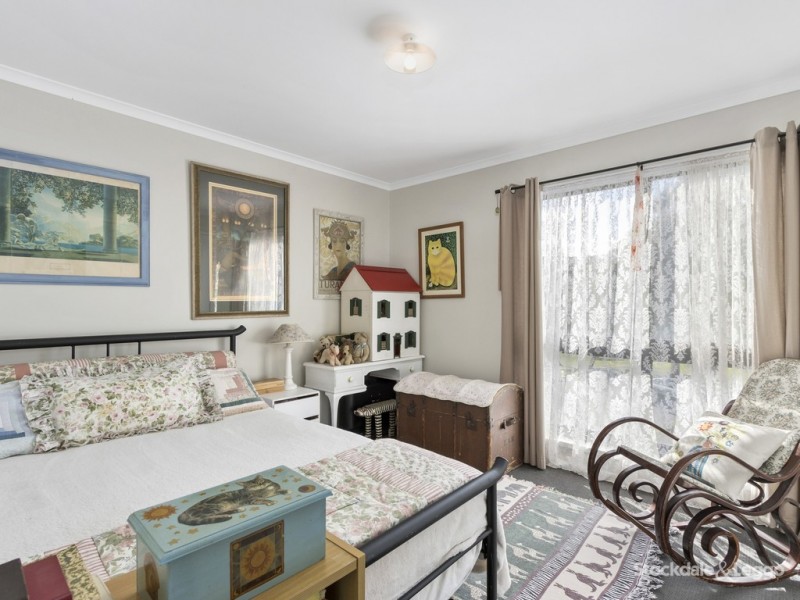 12 Floraston Drive, Leongatha VIC 3953