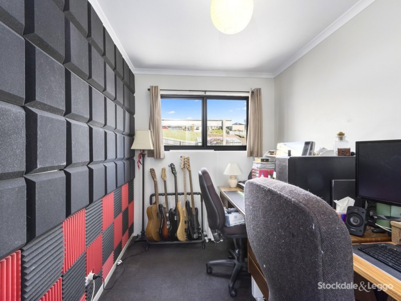 12 Floraston Drive, Leongatha VIC 3953