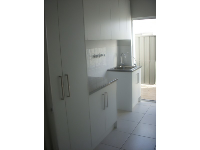 17A Hammond Road, Findon SA 5023