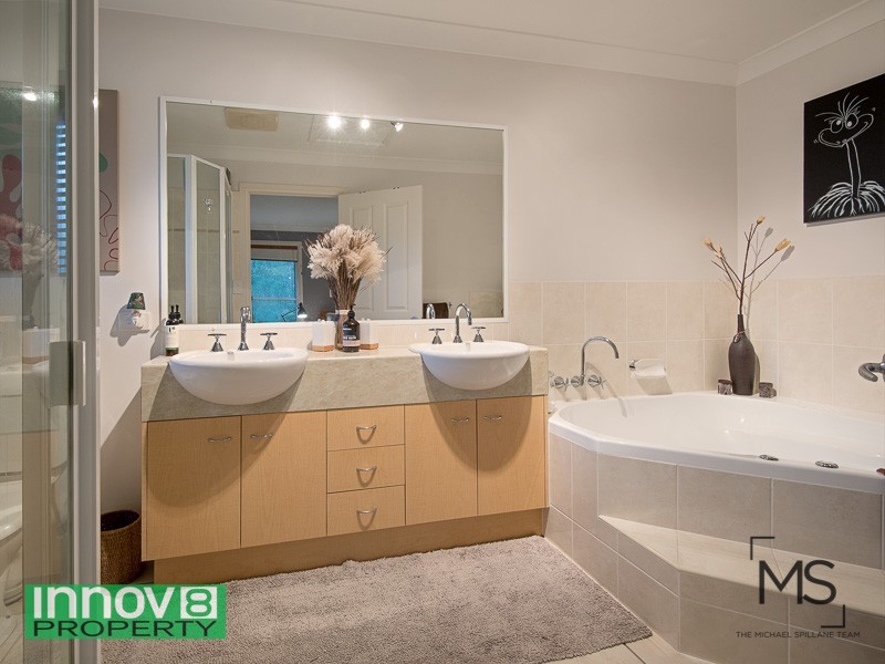 14 Corvus Drive, Cashmere QLD 4500