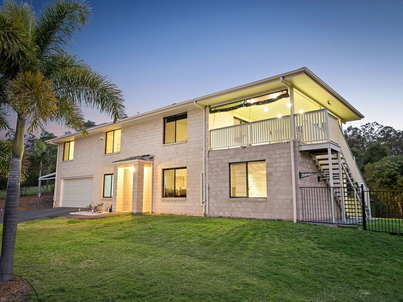 17 Sundown Court, Cashmere QLD 4500