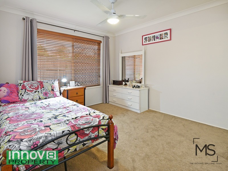 18 Pardalote Pl, Cashmere QLD 4500