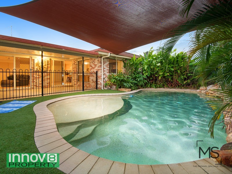 18 Pardalote Pl, Cashmere QLD 4500