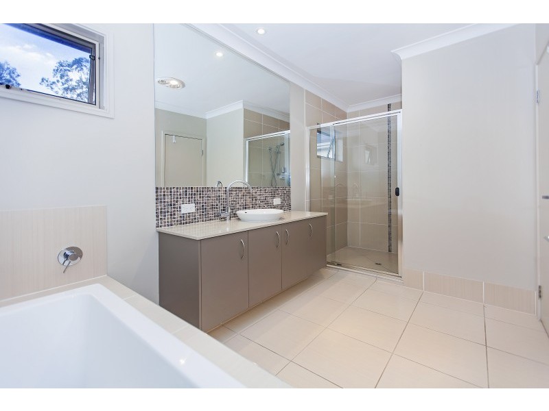 37 Darien Street, Bridgeman Downs QLD 4035