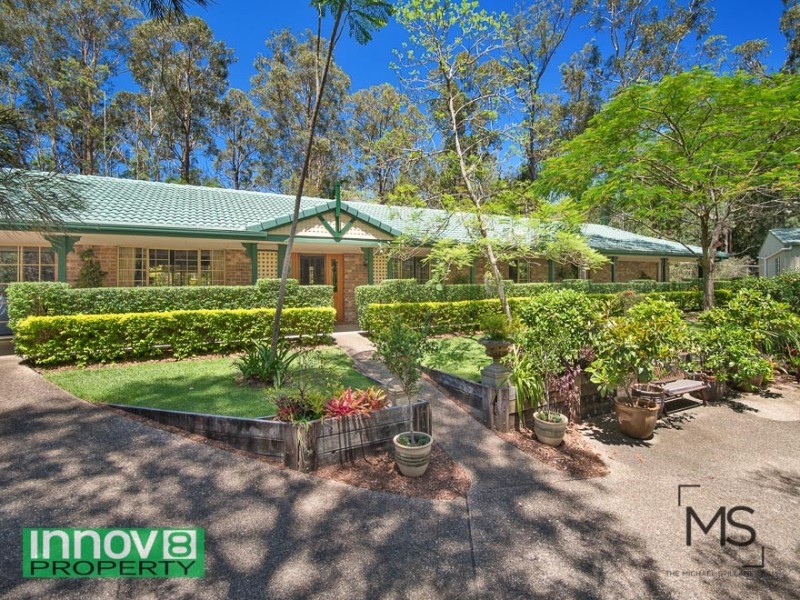 4 Spotted Gum Lane, Cashmere QLD 4500
