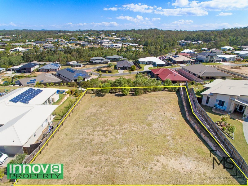 37 Dana Street, Cashmere QLD 4500