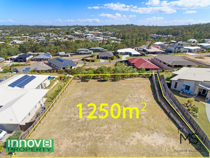 37 Dana Street, Cashmere QLD 4500