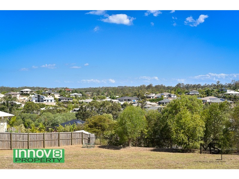 37 Dana Street, Cashmere QLD 4500