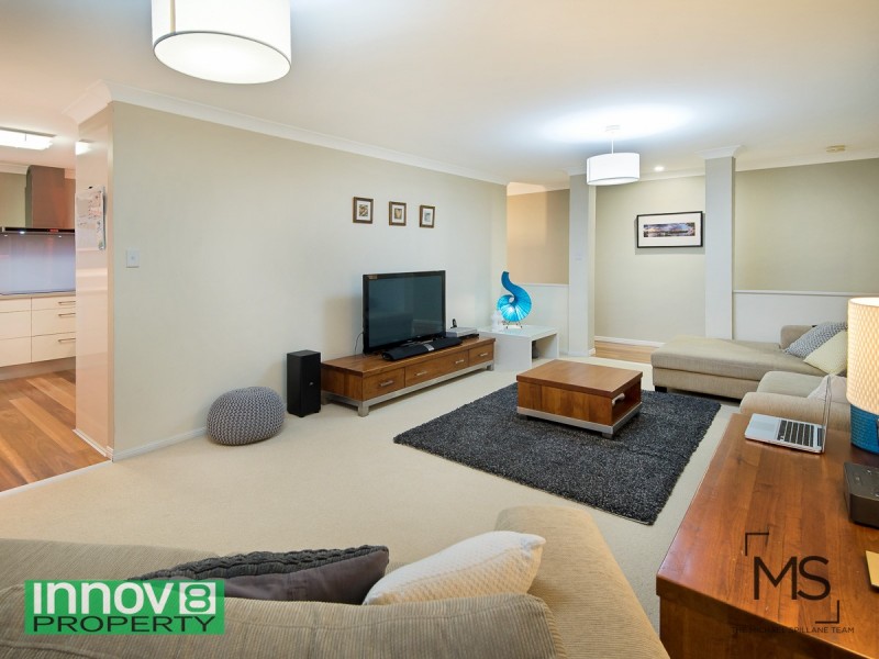 4 Virgo Place, Eatons Hill QLD 4037