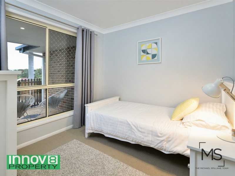 4 Virgo Place, Eatons Hill QLD 4037