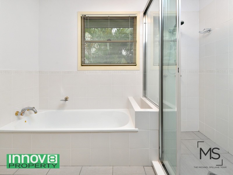 3 Saturn Crescent, Bridgeman Downs QLD 4035