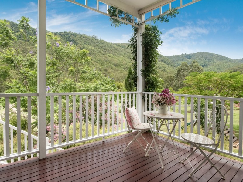57 Masseys Creek Court, Cedar Creek QLD 4520