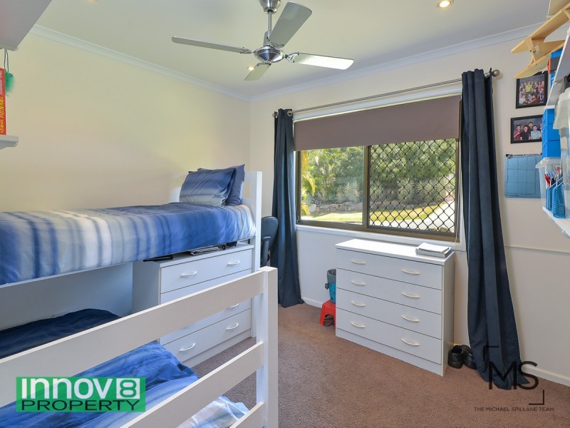 2 Eaton Place, Eatons Hill QLD 4037