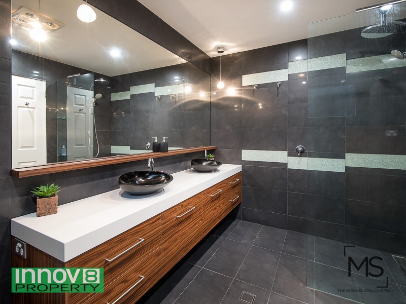 8 Bracken Court, Cashmere QLD 4500