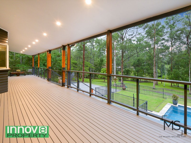 8 Bracken Court, Cashmere QLD 4500