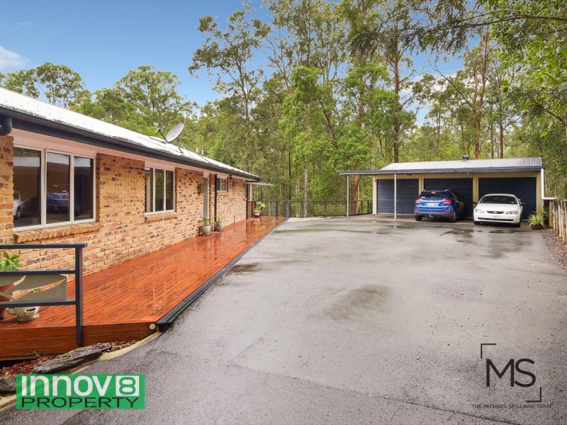 8 Bracken Court, Cashmere QLD 4500