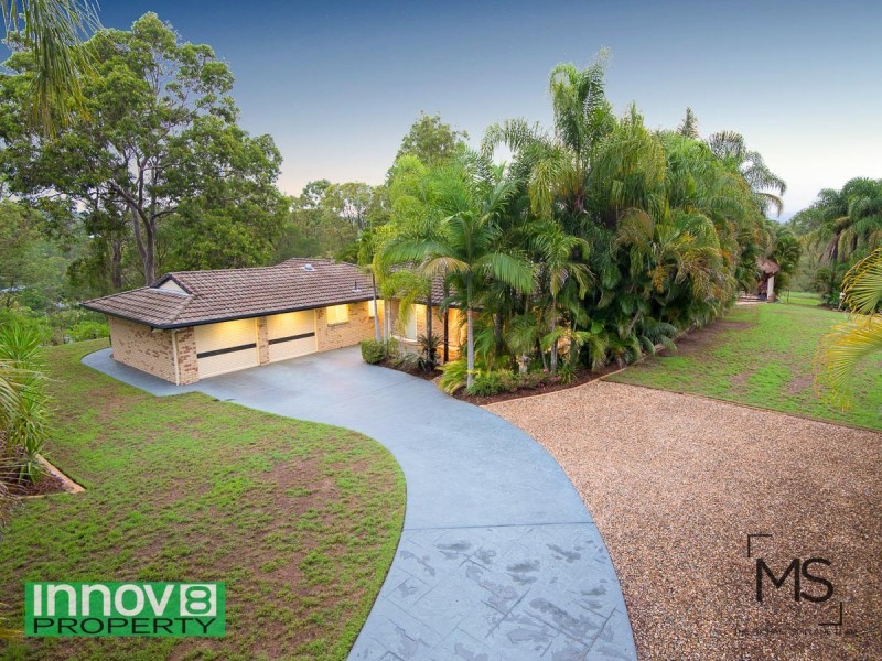 3 Barton Court, Eatons Hill QLD 4037