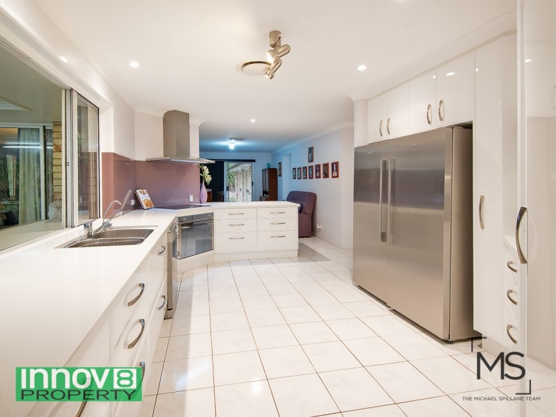 3 Barton Court, Eatons Hill QLD 4037