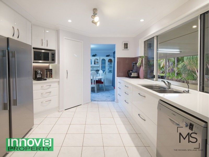 3 Barton Court, Eatons Hill QLD 4037