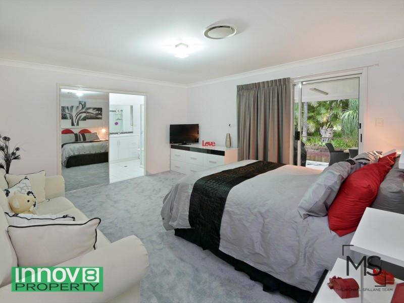 3 Barton Court, Eatons Hill QLD 4037