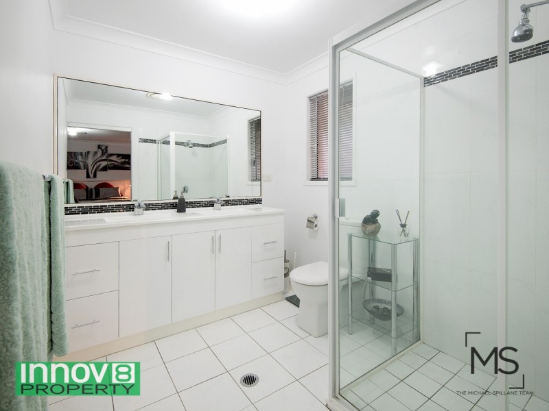 3 Barton Court, Eatons Hill QLD 4037