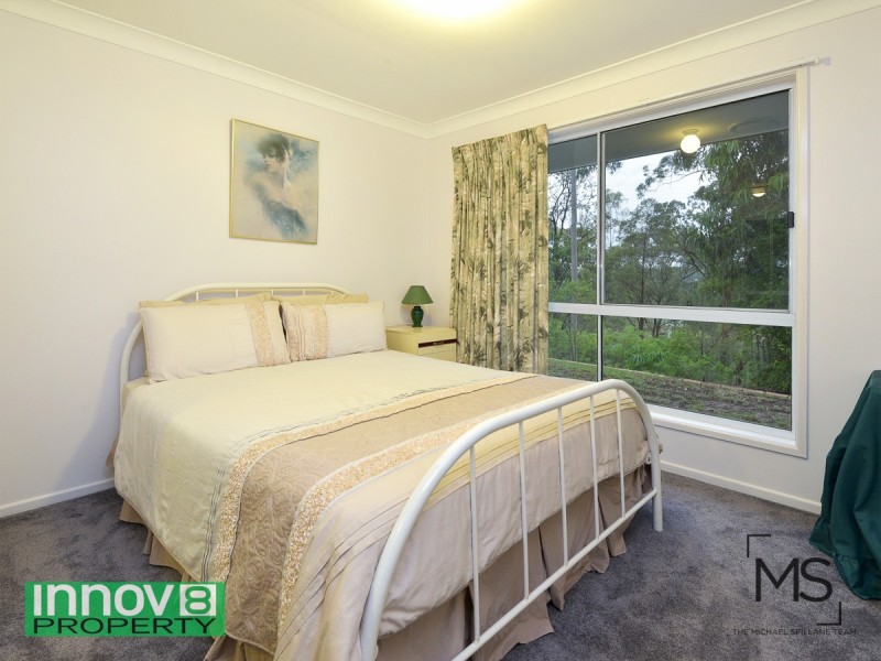 3 Barton Court, Eatons Hill QLD 4037