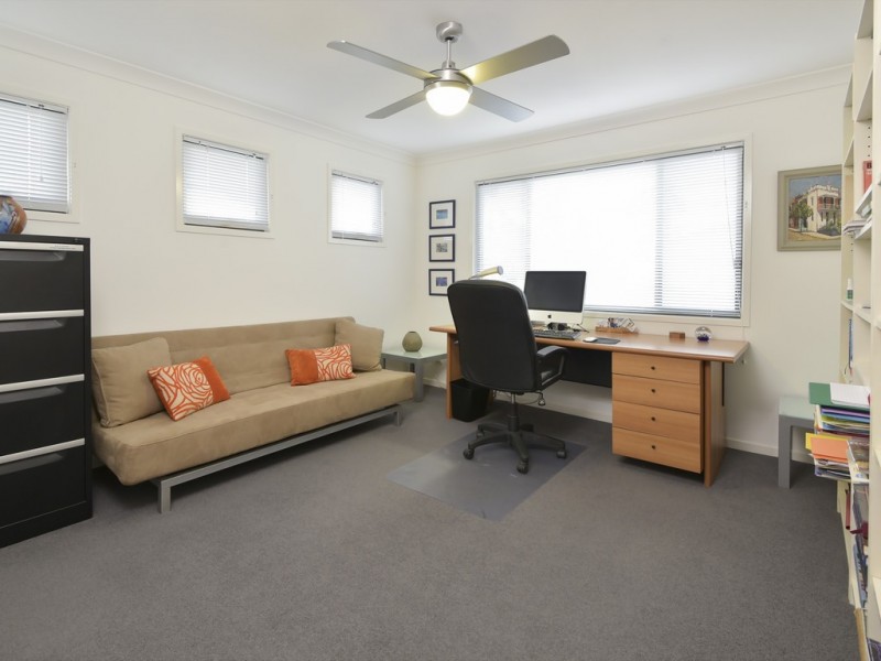 18 Warburton Street, Murrumba Downs QLD 4503
