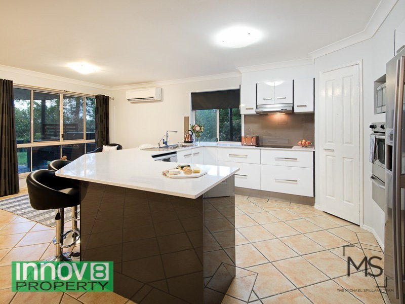 4 Whipbird Court, Cashmere QLD 4500