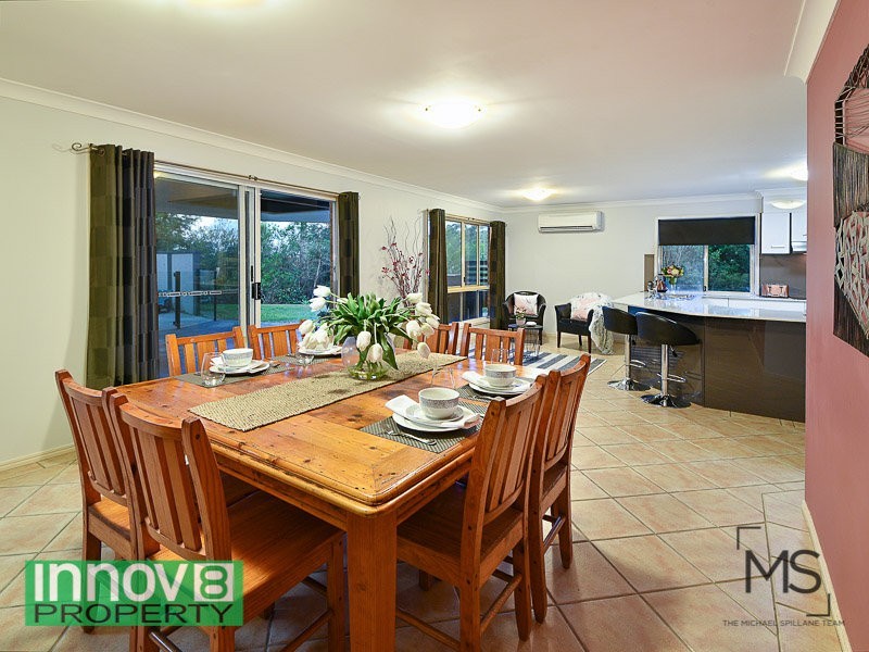 4 Whipbird Court, Cashmere QLD 4500