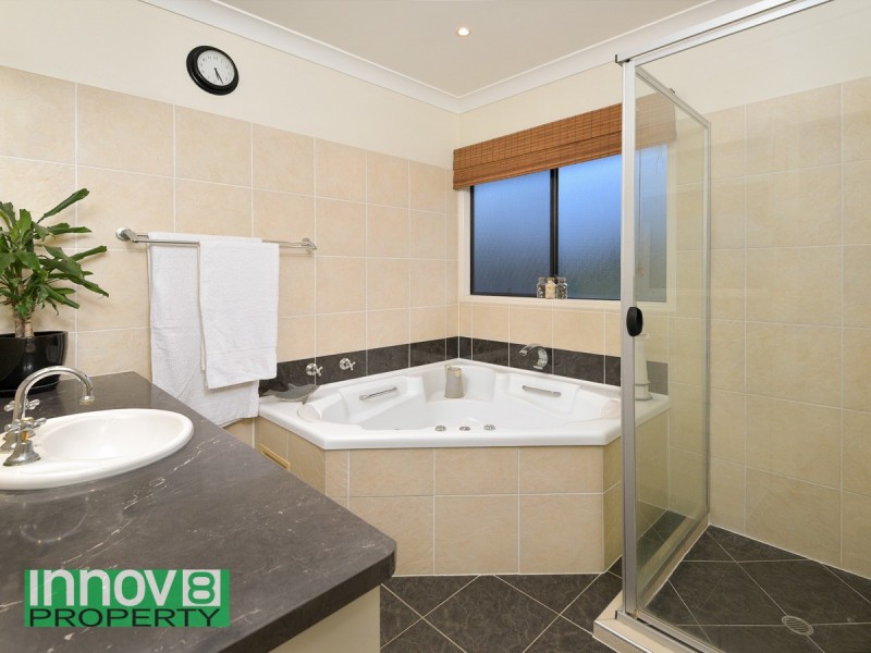 15 Fernwren Court, Cashmere QLD 4500