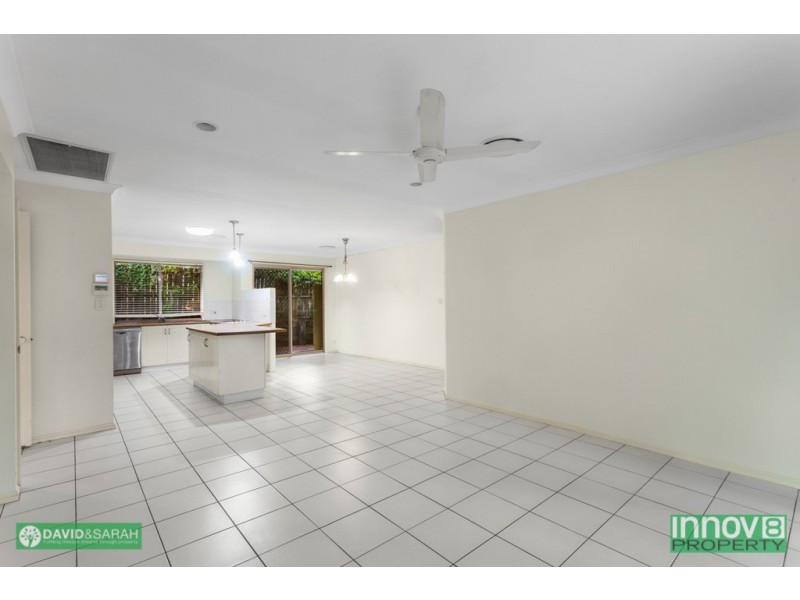 8 Pine Bark Court, Albany Creek QLD 4035