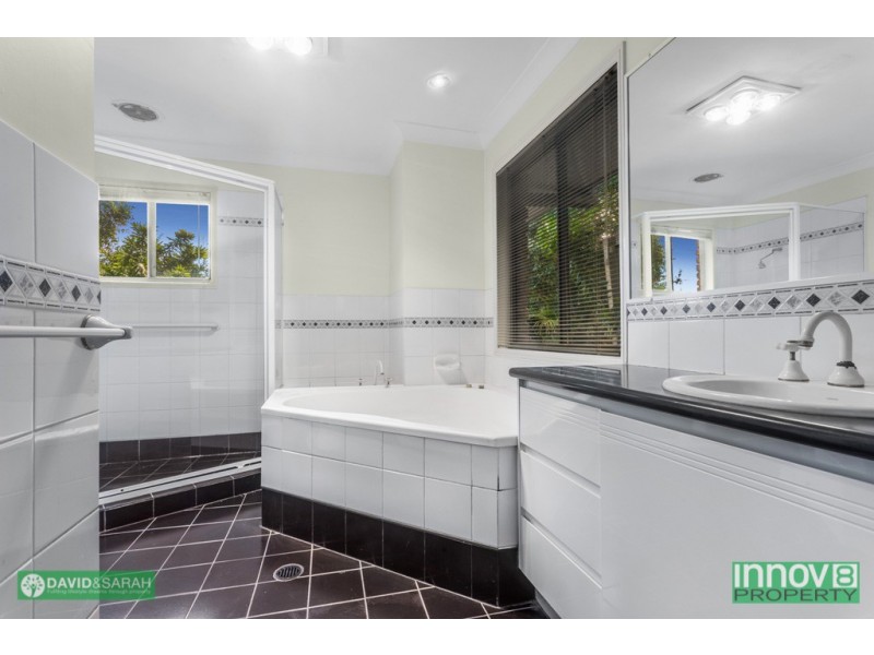 8 Pine Bark Court, Albany Creek QLD 4035