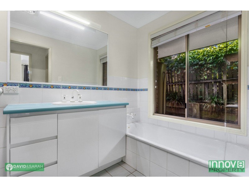 8 Pine Bark Court, Albany Creek QLD 4035