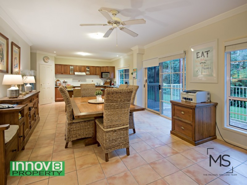 4 Foambark Court, Eatons Hill QLD 4037