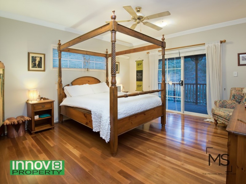 4 Foambark Court, Eatons Hill QLD 4037