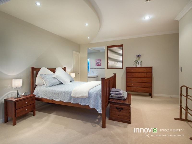 19 Montalcino Place, Bridgeman Downs QLD 4035