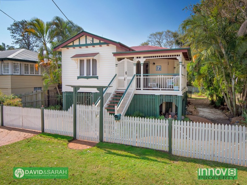 8 Steven Street, Redcliffe QLD 4020