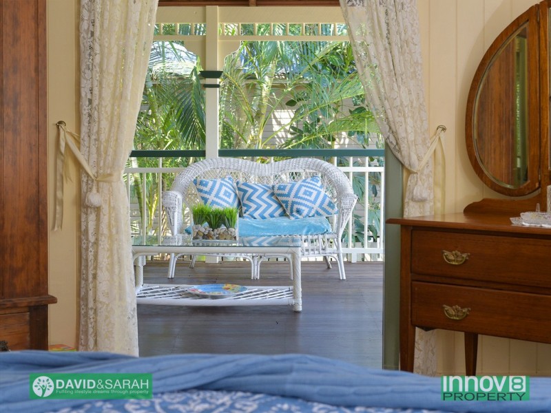 8 Steven Street, Redcliffe QLD 4020