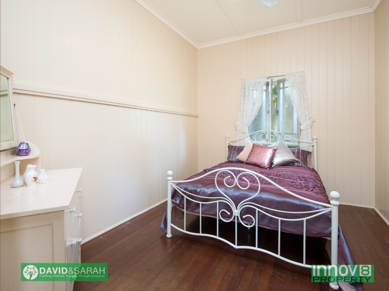 8 Steven Street, Redcliffe QLD 4020