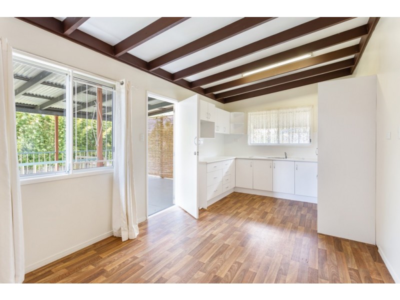 204 Marsden Street, Kallangur QLD 4503